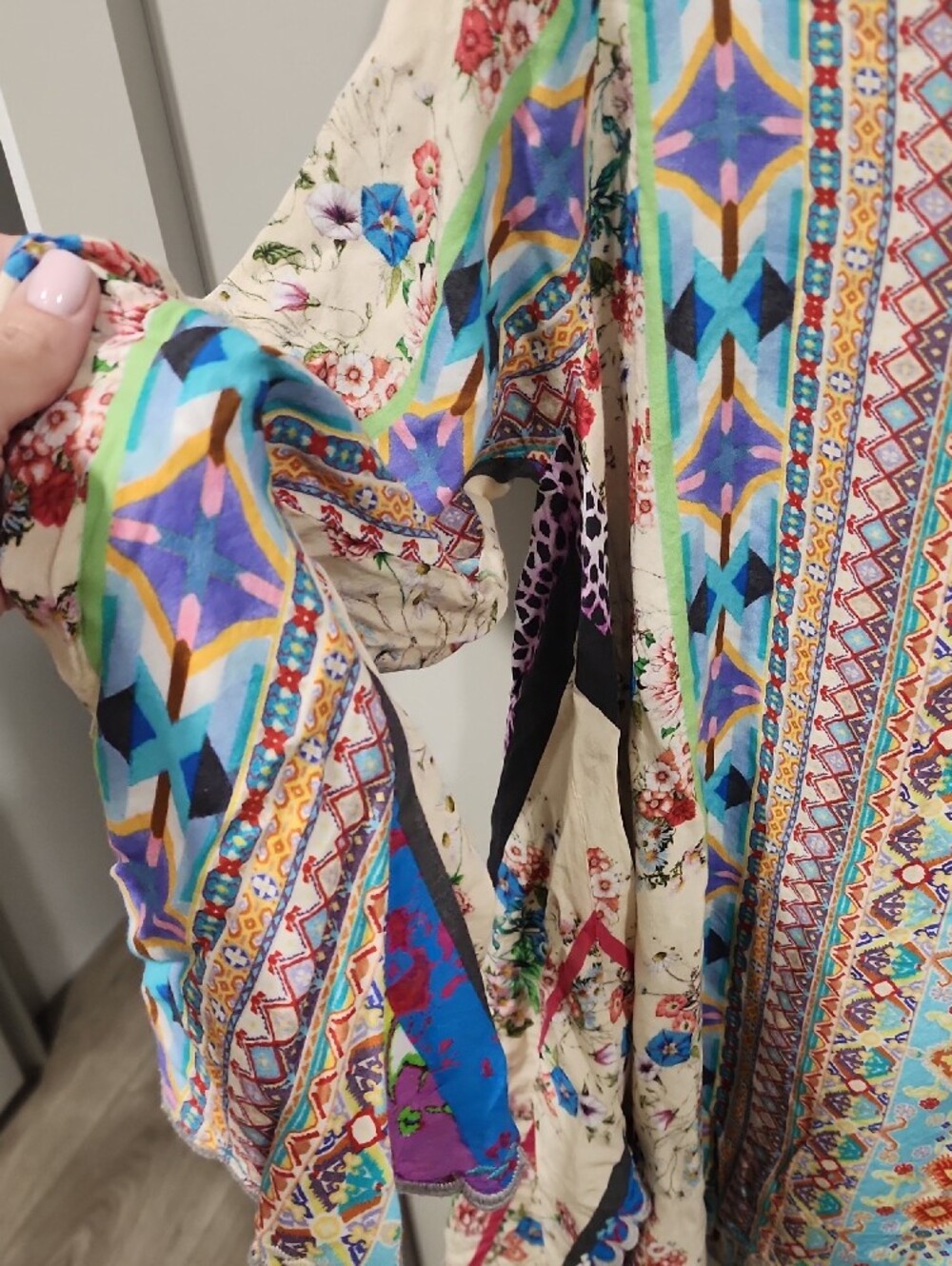 Johnny Was Cream, Blue & Purple Printed Long Sleeve Boho Top - Picture 3 of 7